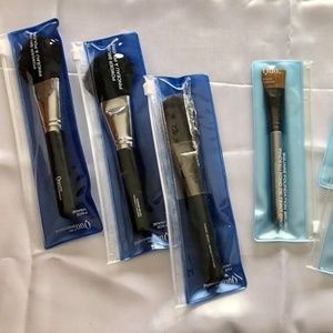 Make-up / Cosmetic Brushes